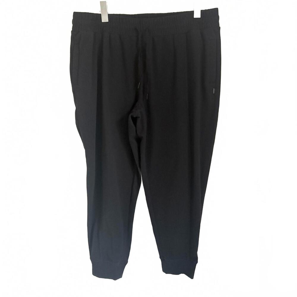 Mondetta | Women’s Black Fleece Warm Front Back Seam Jogger Pants Size XXL